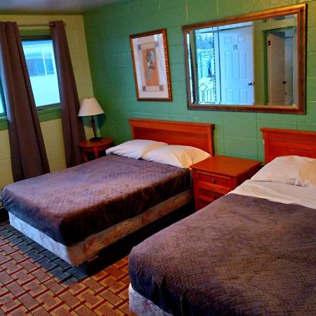 小木屋汽车旅馆 德赖登 外观 照片